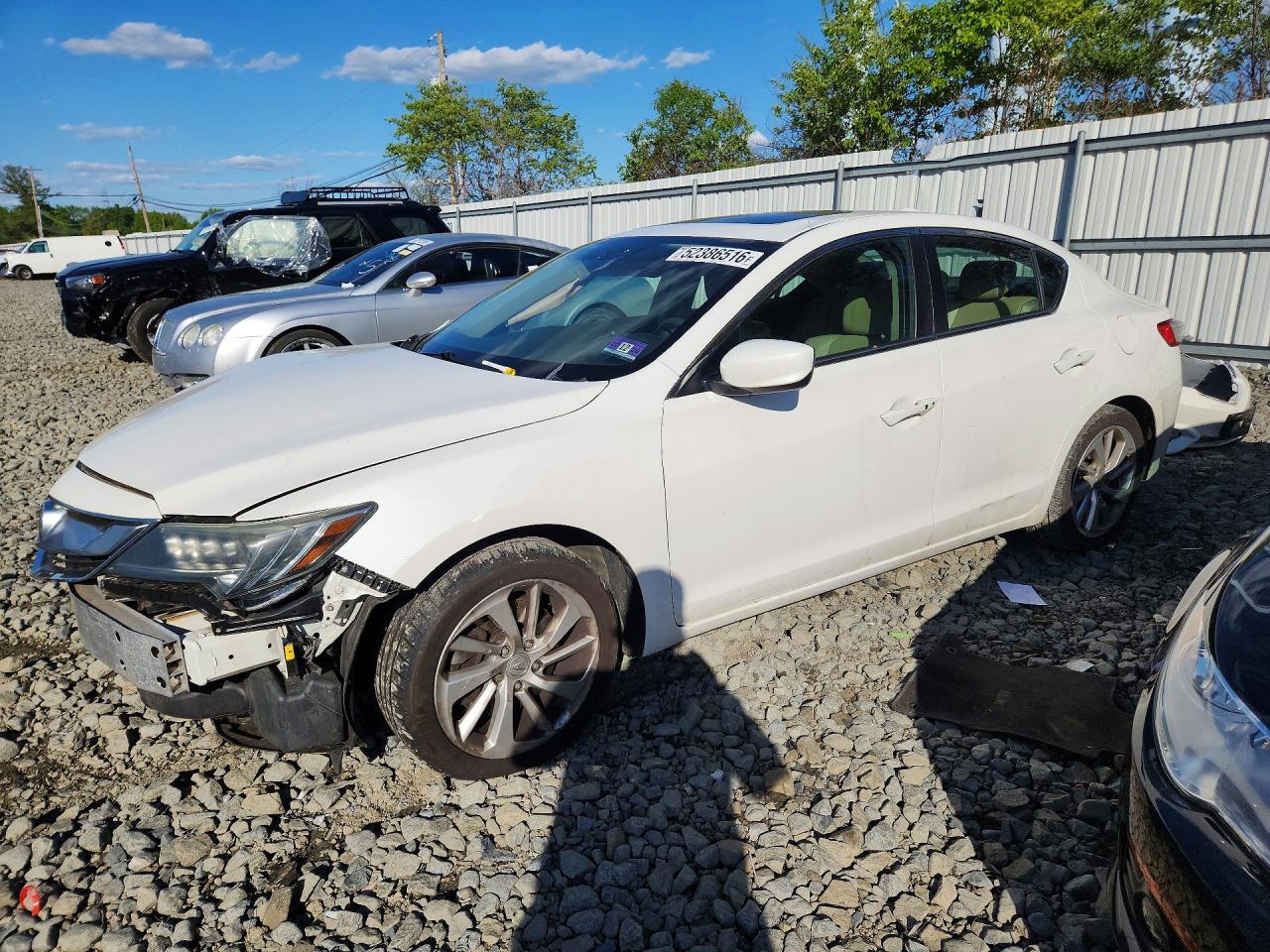 2017 Acura ILX, VIN 19UDE2F32HA013632 — Front end