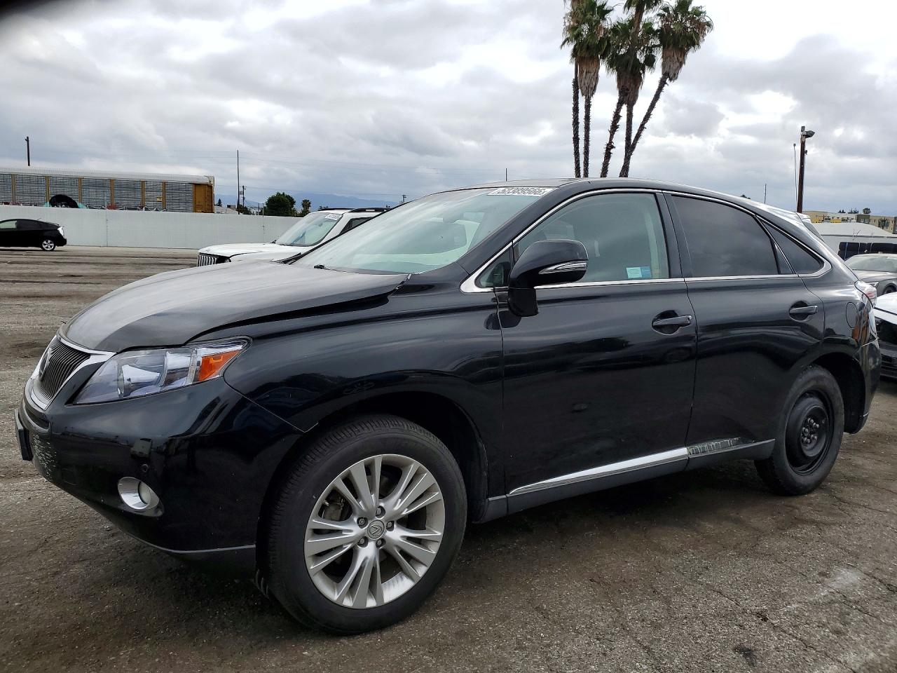 2010 Lexus RX 450h, VIN JTJZB1BA1A2400732 — Front end