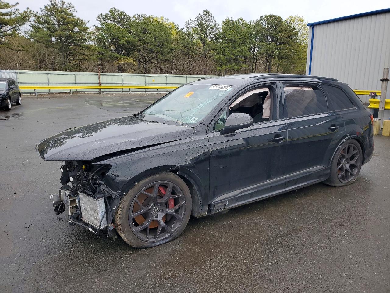 2025 Audi SQ7 Prestige, VIN WA1VWBF75SD005320 — Front end