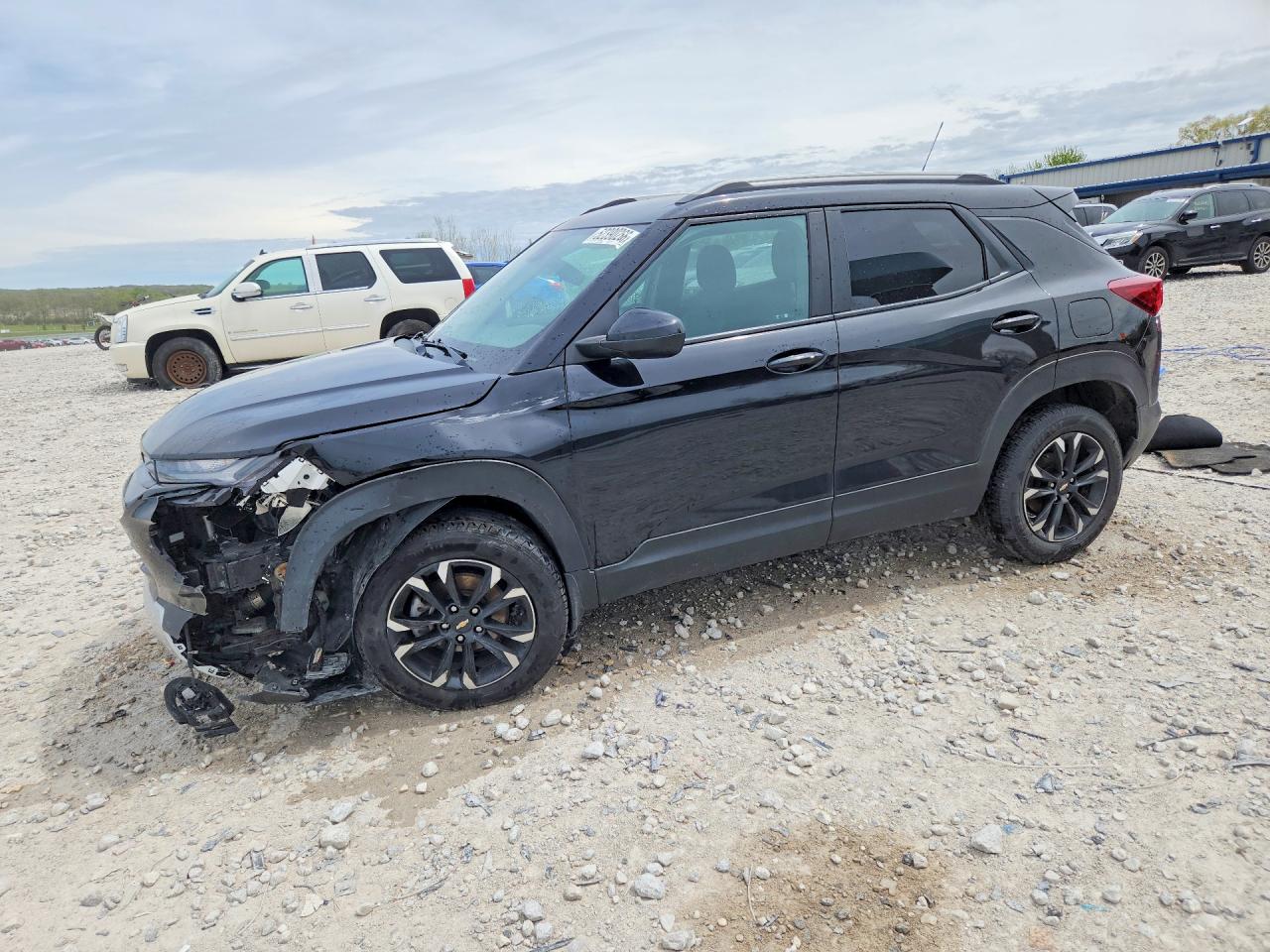 2022 Chevrolet TrailBlazer LT, VIN KL79MRSL3NB032540 — Front end