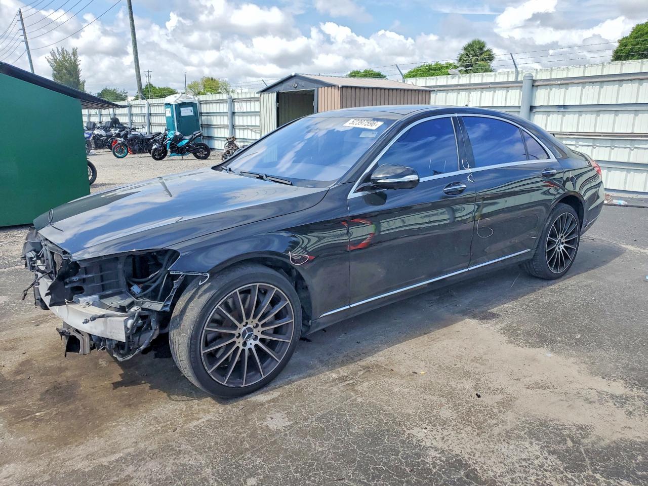 2019 Mercedes-Benz S 450, VIN WDDUG6EB5KA431219 — Front end