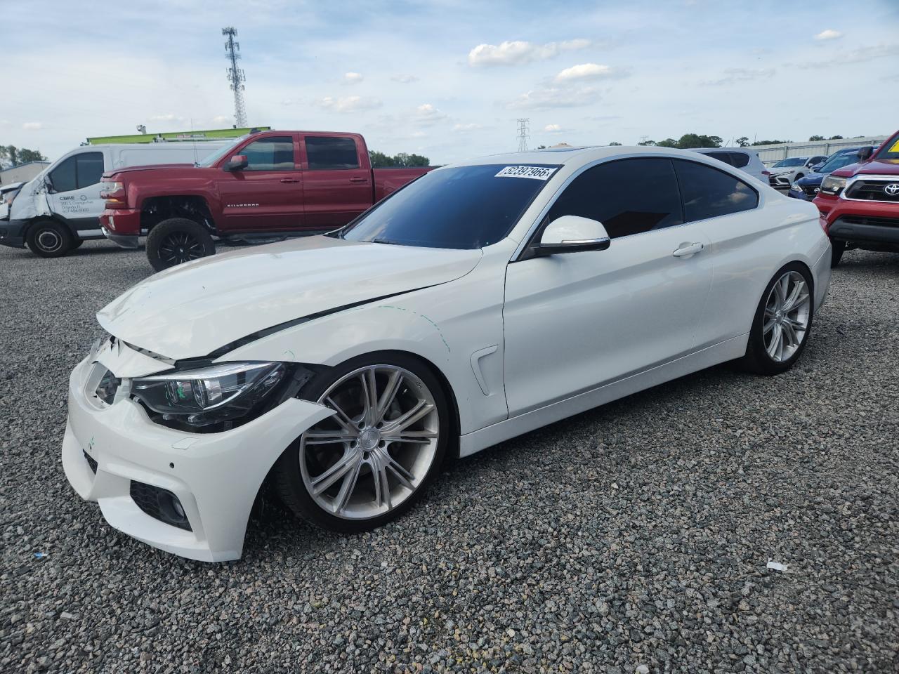 2018 BMW 4 Series 440i, VIN WBA4W7C55JAB87795 — Front end