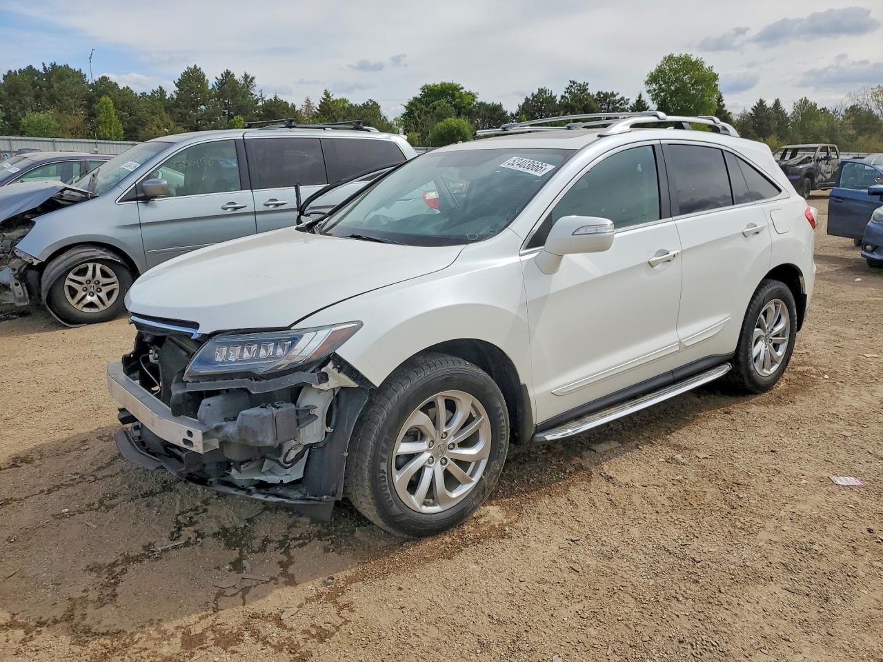 2017 Acura RDX Technology, VIN 5J8TB4H52HL007087 — Front end