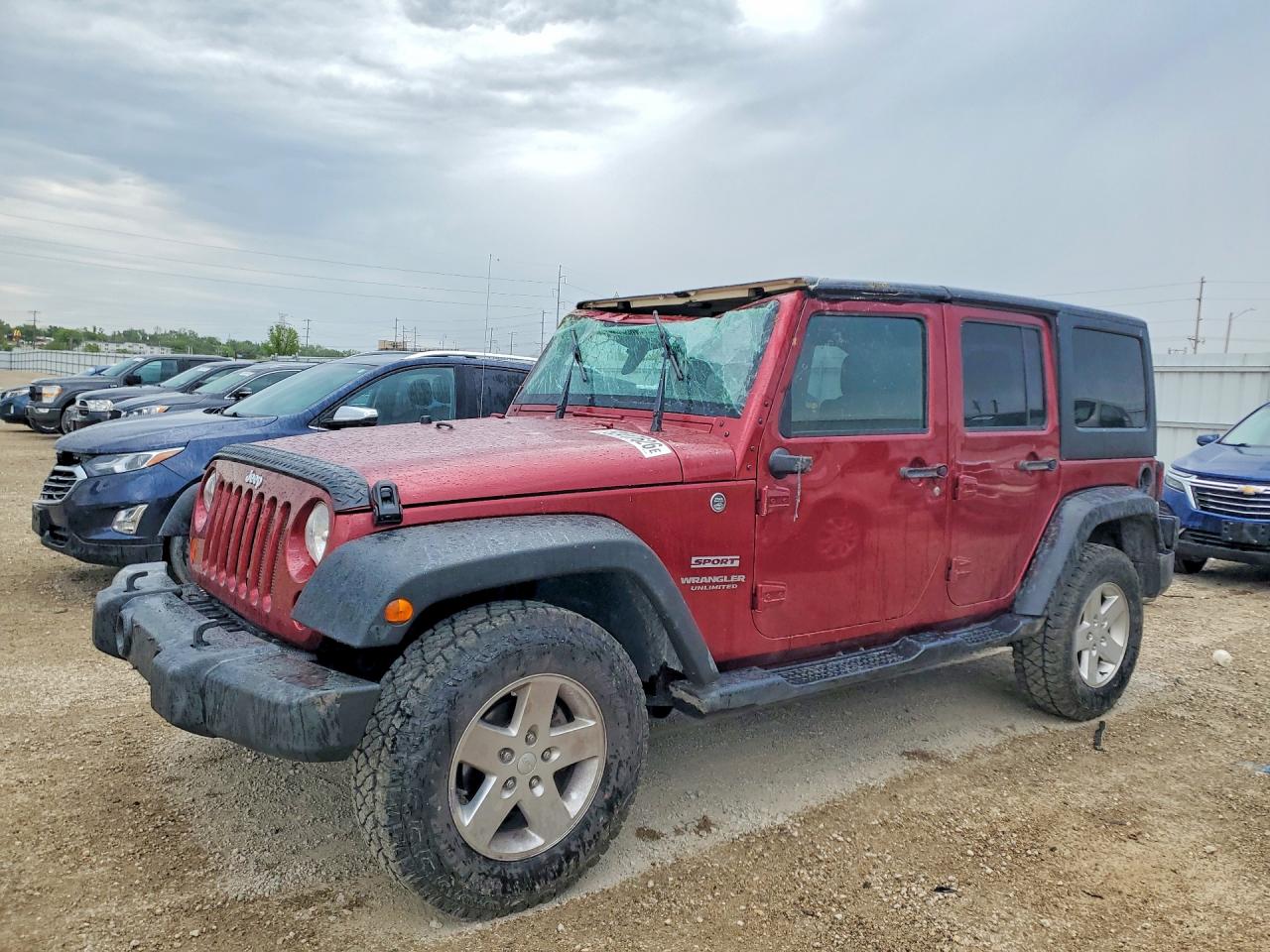 2011 Jeep Wrangler Unlimited Sport, VIN 1J4BA3H14BL567344 — Roof
