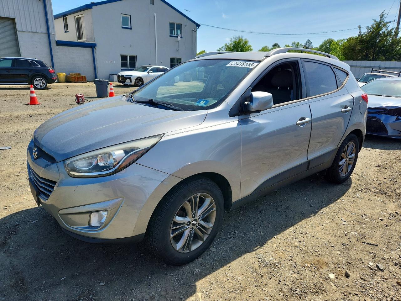 2014 Hyundai Tucson SE, VIN KM8JU3AG2EU830545 — Front end