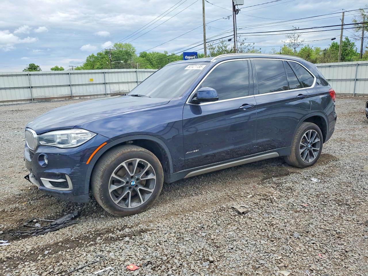2018 BMW X5 xDrive35i, VIN 5UXKR0C53JL076929 — Front end