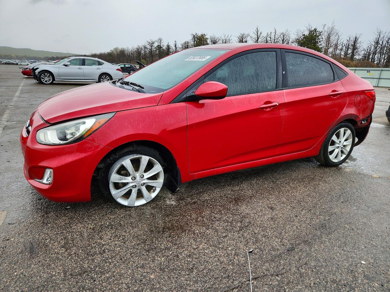 2013 Hyundai Accent GLS, VIN KMHCU4AE3DU404892 — Зад