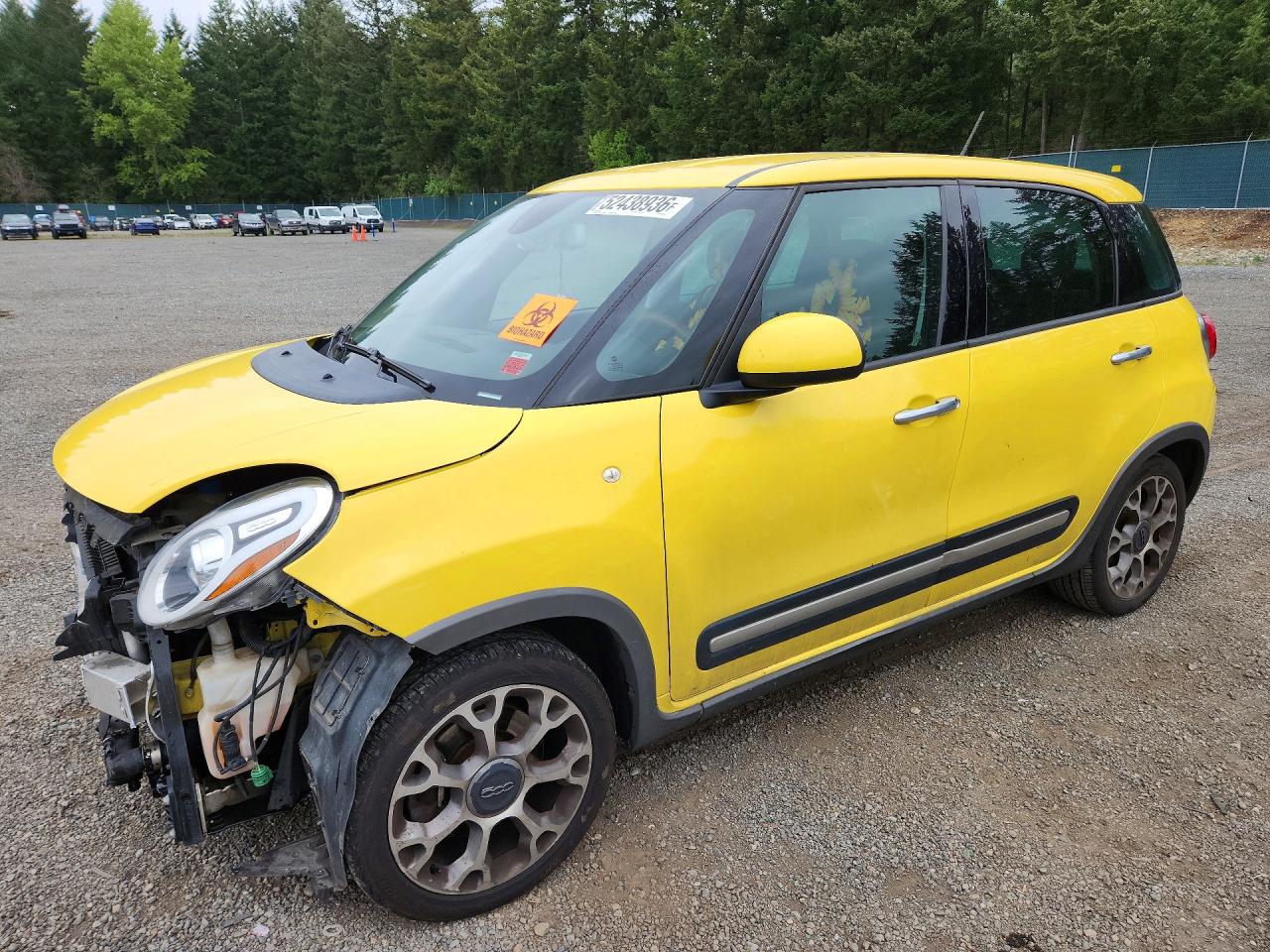 2014 FIAT 500L Trekking, VIN ZFBCFADHXEZ019873 — Front end