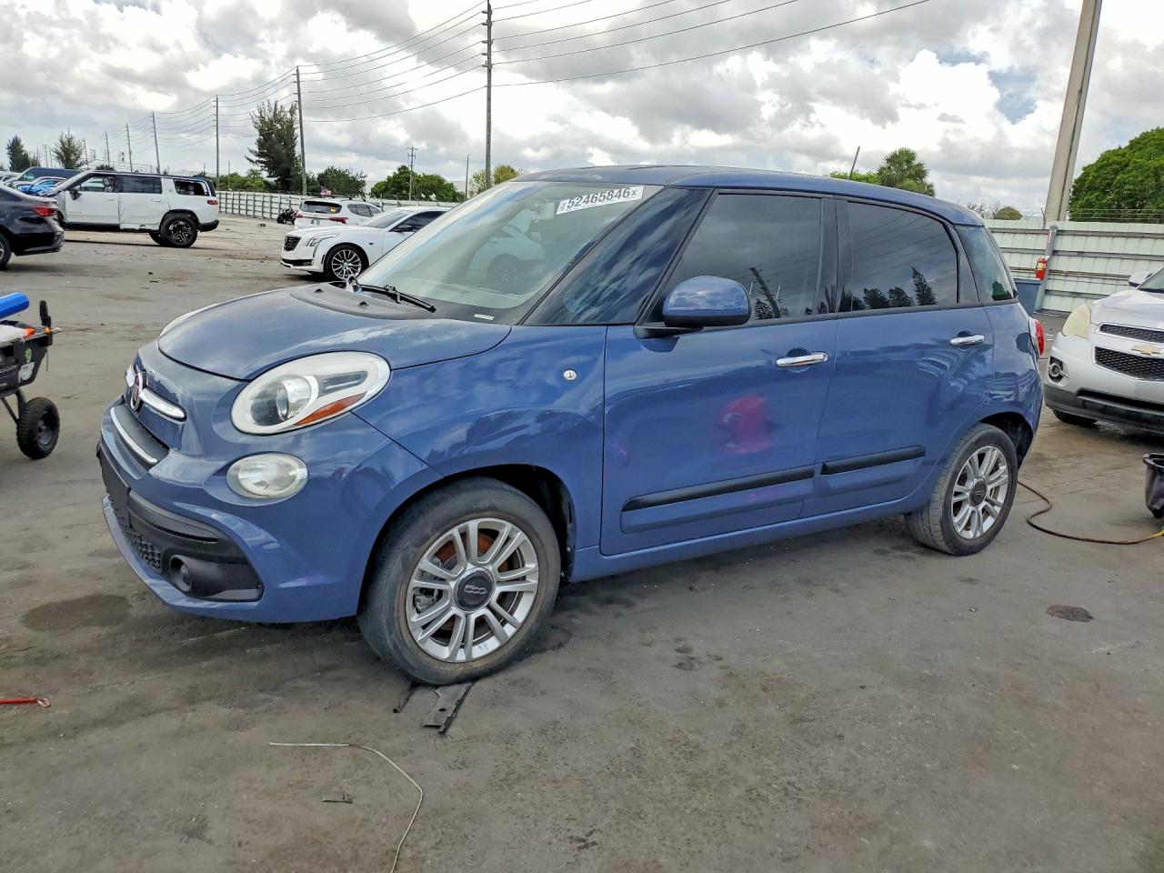 2019 FIAT 500L Pop, VIN ZFBNFAAH0KZ042409 — Side