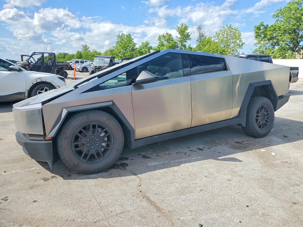 2025 Tesla Cybertruck, VIN 7G2CEHED6SA063076 — Undercarriage