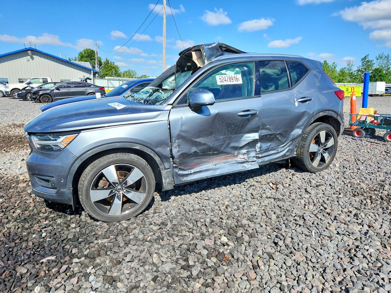 2019 Volvo XC40 Momentum, VIN YV4162UK4K2048275 — Опрокидывание