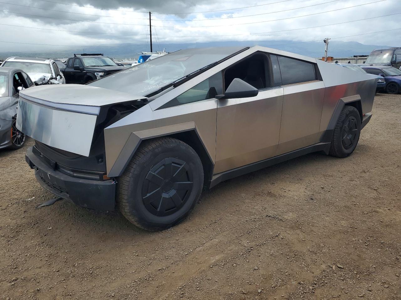 2024 Tesla Cybertruck, VIN 7G2CEHED8RA049481 — Front end