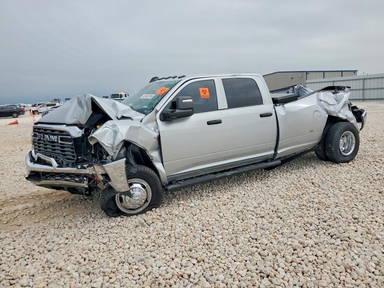 2026 Ram 3500 Tradesman, VIN 3C63RRGL0TG250899 — Front end