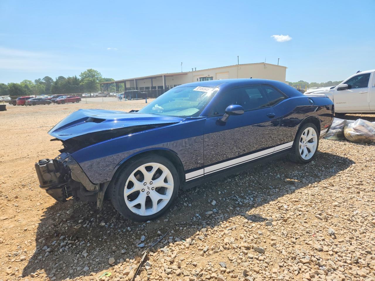 2017 Dodge Challenger SXT, VIN 2C3CDZAG5HH624745 — Front end