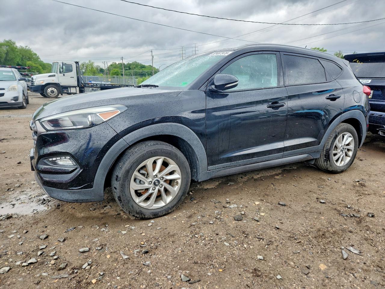 2016 Hyundai Tucson Sport, VIN KM8J3CA22GU121723 — Minor dents and scratches