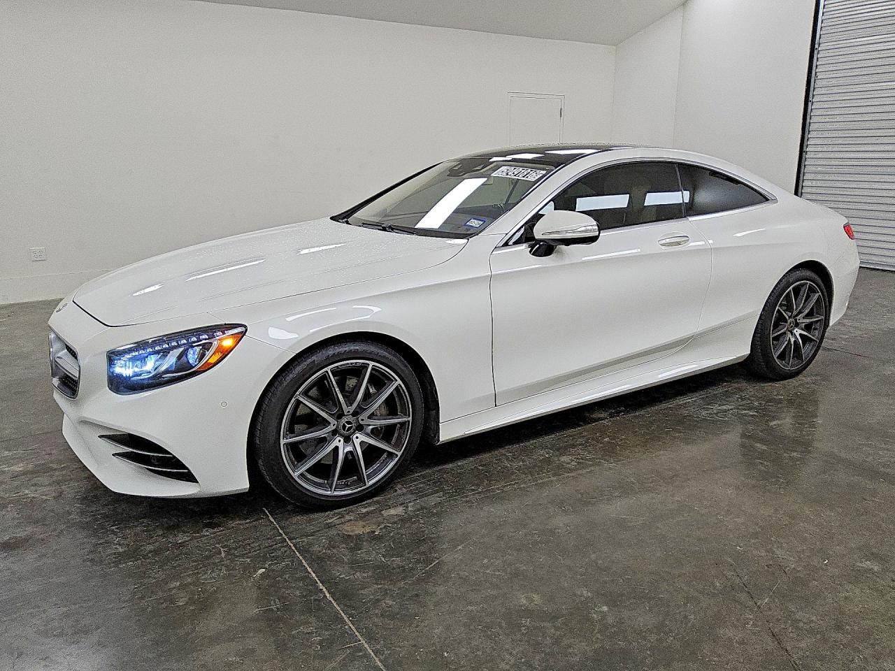 2019 Mercedes-Benz S 560, VIN WDDXJ8GBXKA038145 — Minor dents and scratches