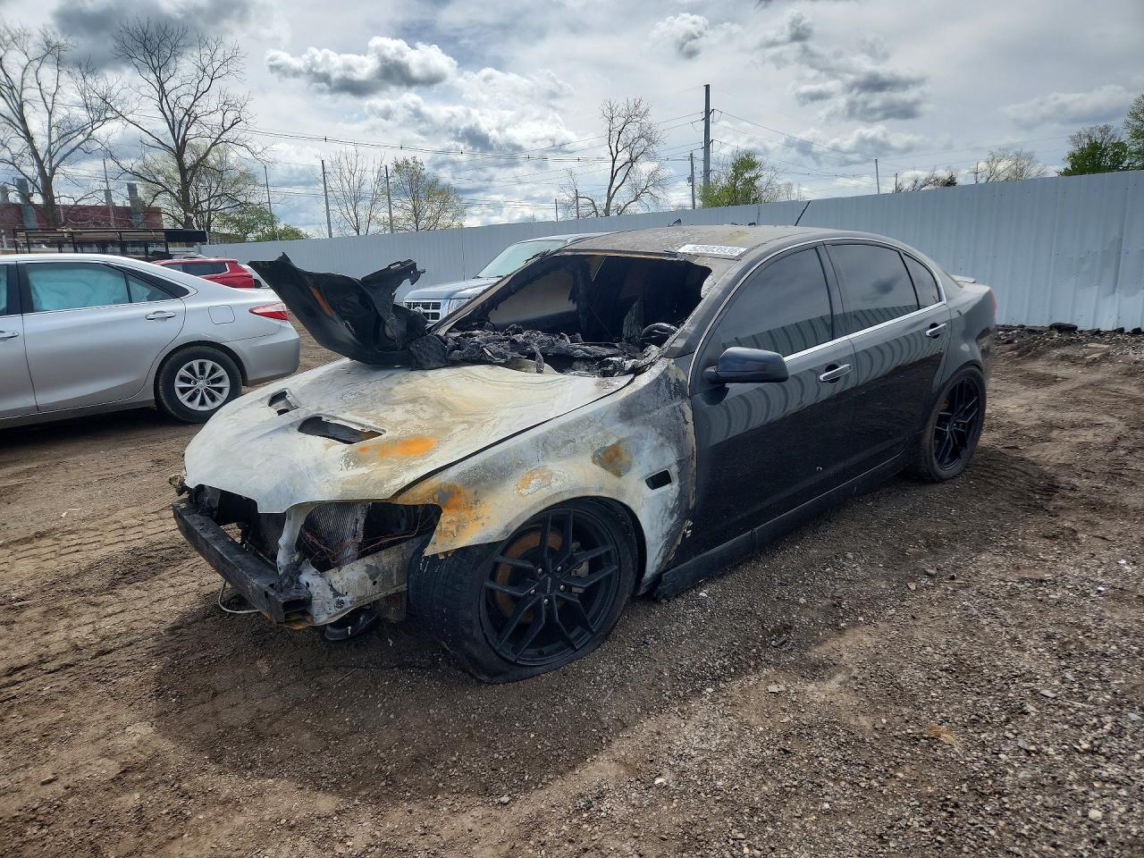2009 Pontiac G8, VIN 6G2ER57729L171363 — Burn