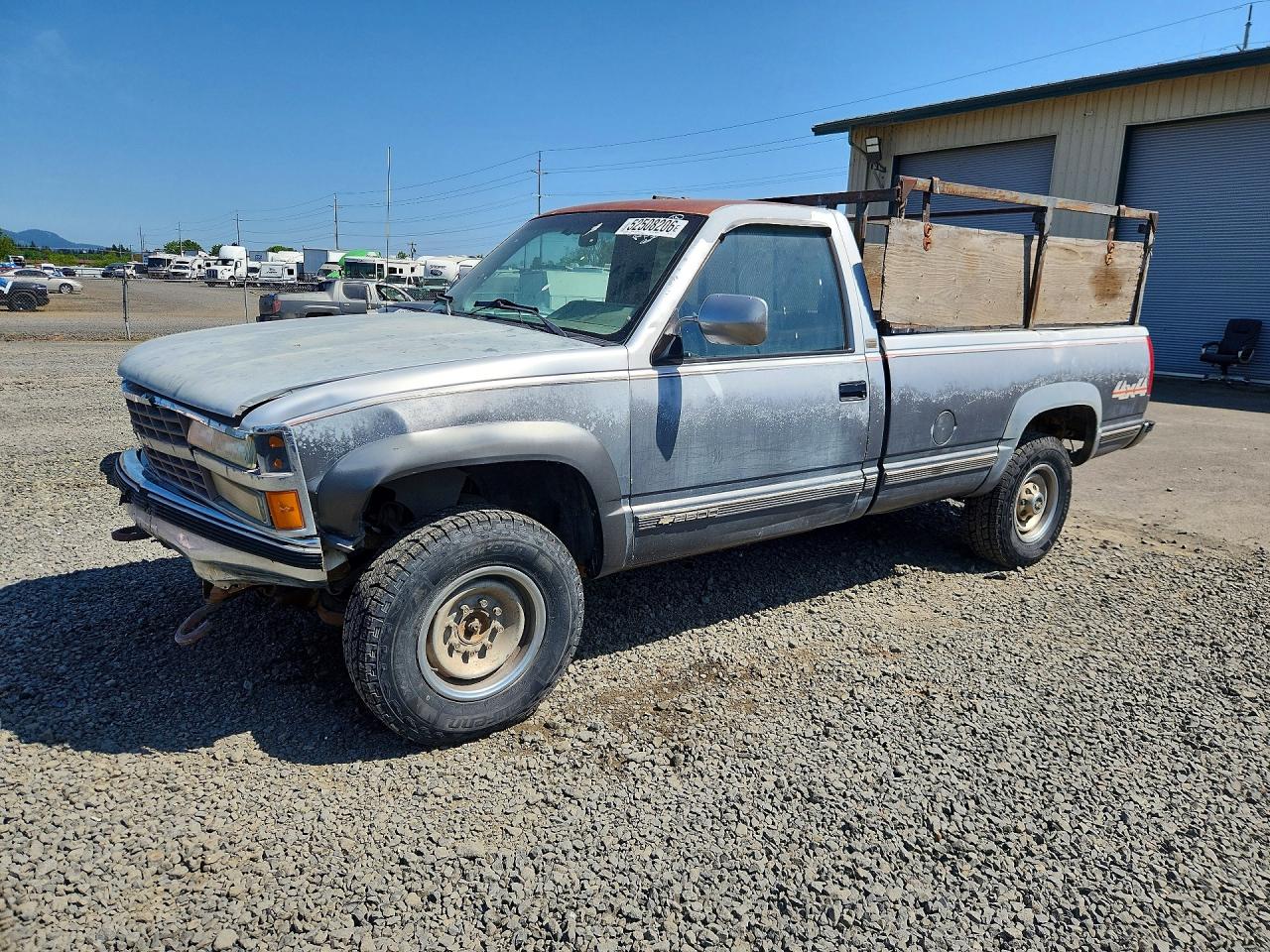 1991 Chevrolet Silverado 2500, VIN 1GCGK24K4ME114026 — Front end