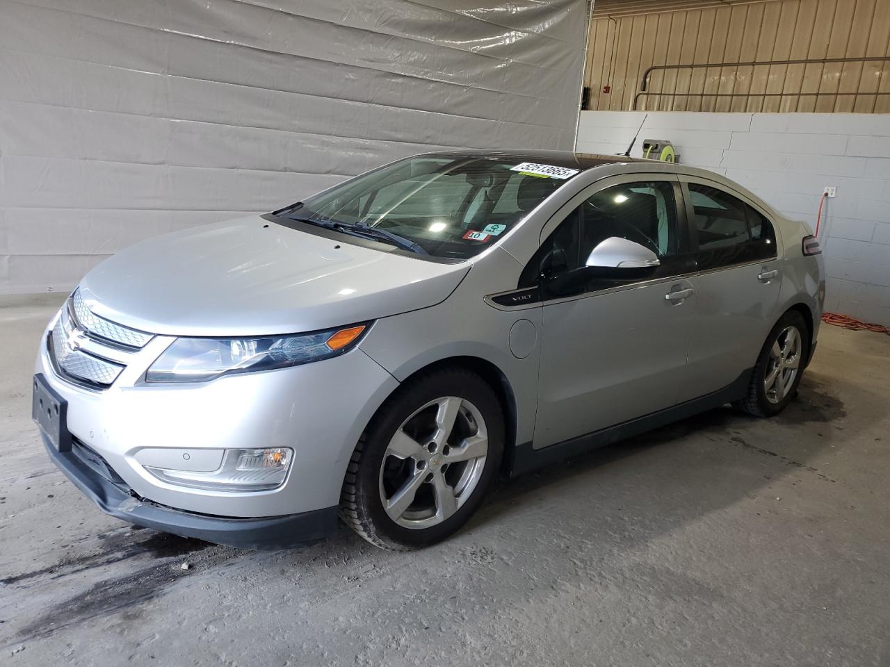 2011 Chevrolet Volt, VIN 1G1RD6E41BU102857 — Minor dents and scratches