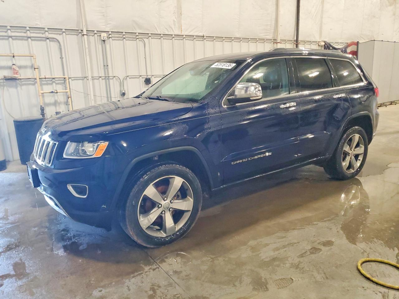2016 Jeep Grand Cherokee Limited, VIN 1C4RJFBG5GC338035 — Side