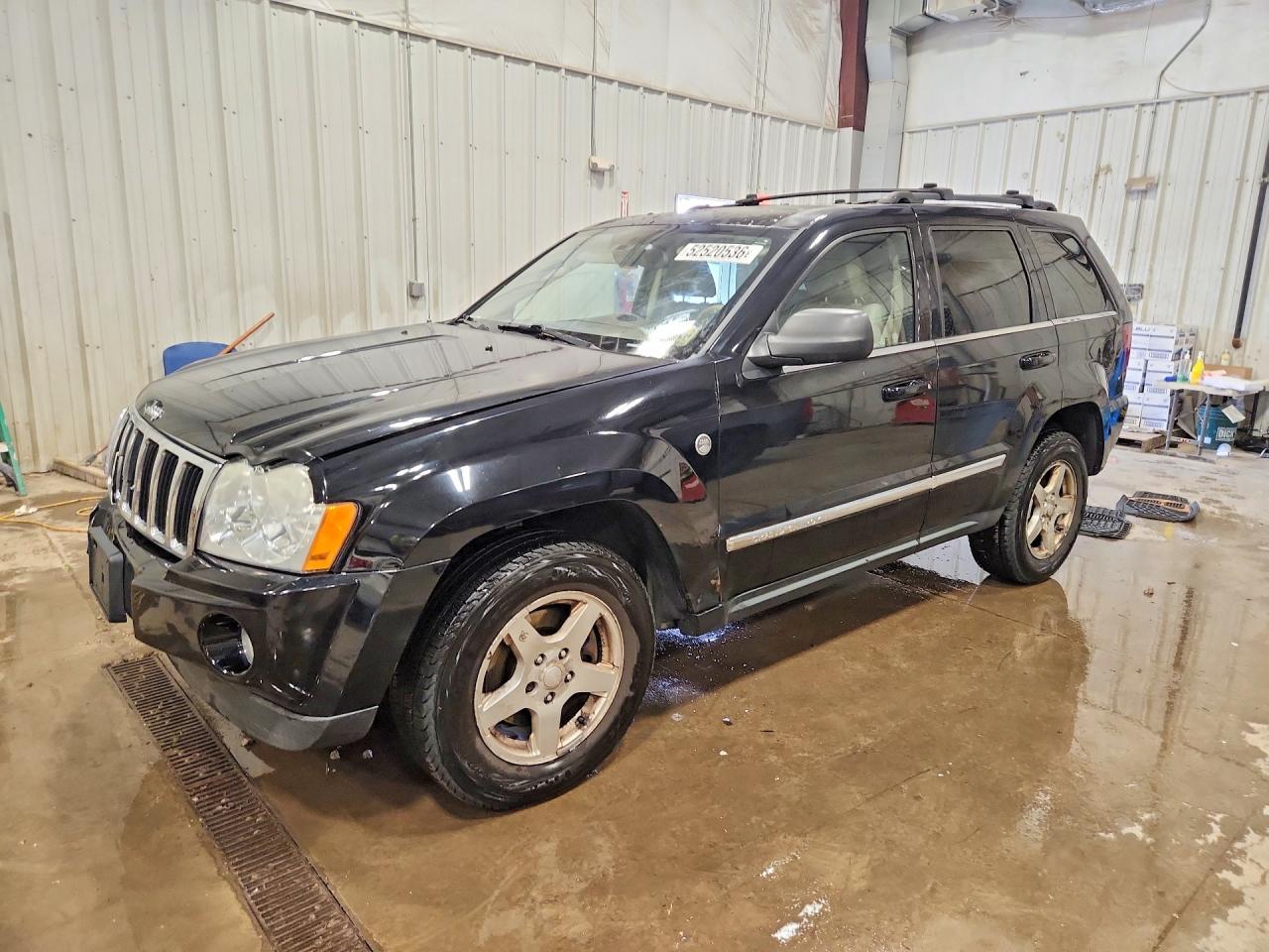 2007 Jeep Grand Cherokee Limited, VIN 1J8HR58207C701344 — Front end