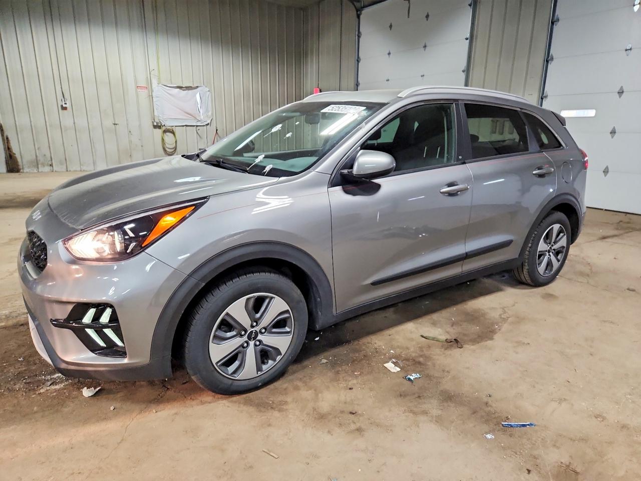2022 Kia Niro LXS, VIN KNDCB3LC6N5540459 — Rear end