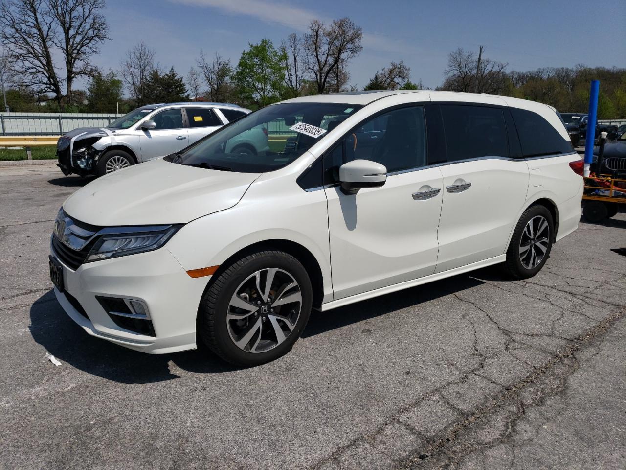 2019 Honda Odyssey Elite, VIN 5FNRL6H94KB067337 — Side