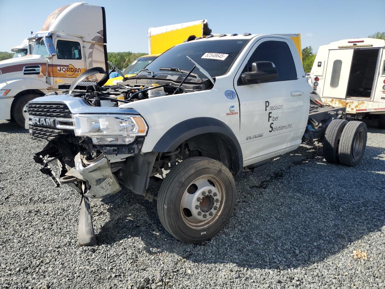 2022 Ram 4500, VIN 3C7WRKAL3NG424038 — Front end