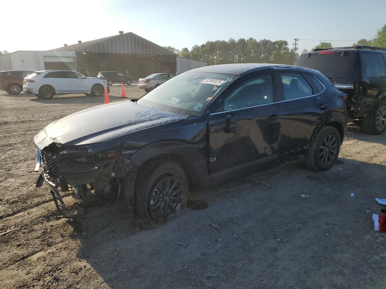 2023 Mazda CX-30 S, VIN 3MVDMBAM1PM566211 — Front end