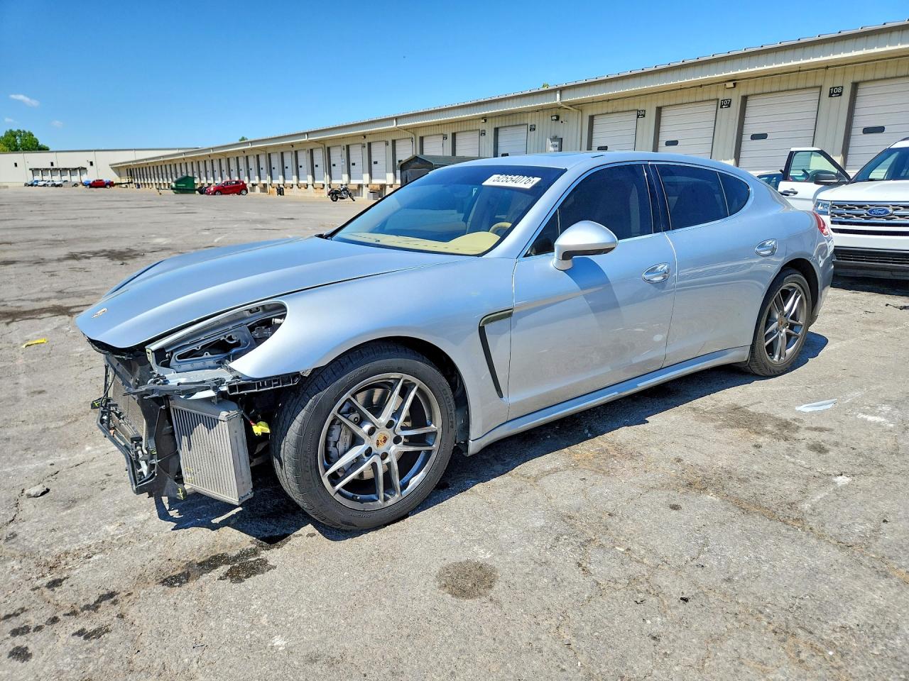 2015 Porsche Panamera 4S, VIN WP0AB2A78FL050125 — Front end