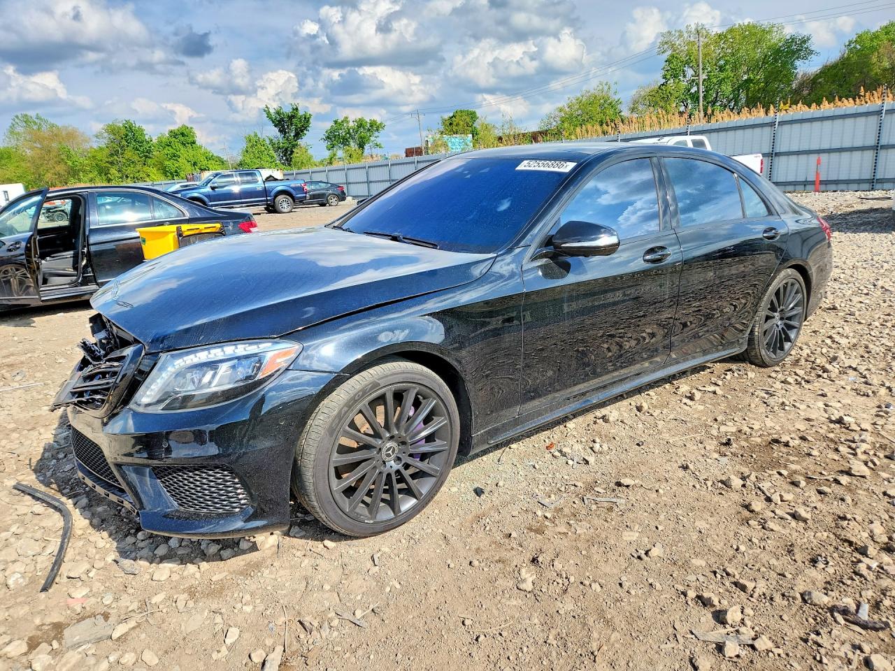 2015 Mercedes-Benz S 550, VIN WDDUG8FB7FA121668 — Фото с аукциона 1 of 4