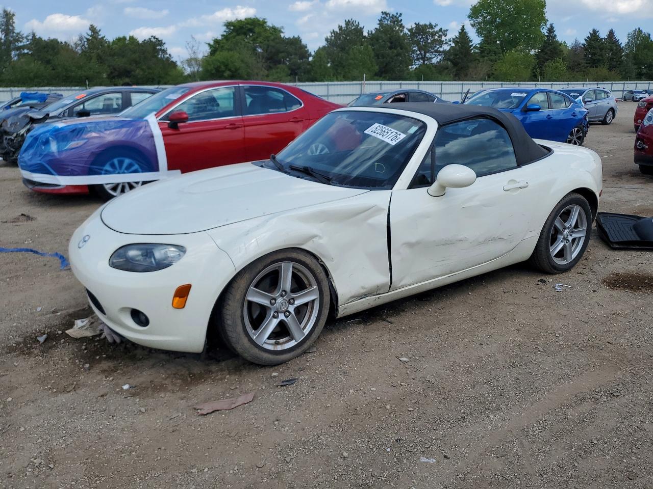 2008 Mazda MX-5 Miata Touring, VIN JM1NC25F780148485 — Side