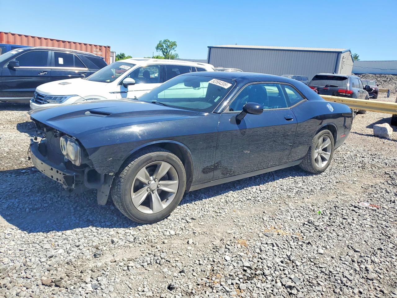 2017 Dodge Challenger SXT, VIN 2C3CDZAG7HH600740 — Front end