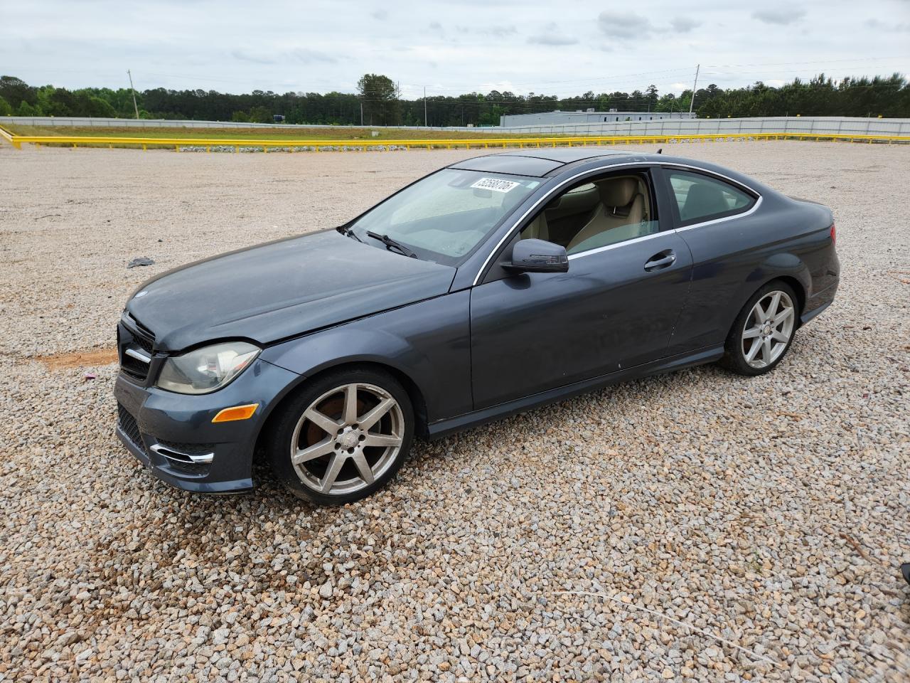 2013 Mercedes-Benz C 250, VIN WDDGJ4HBXDG002026 — Front end