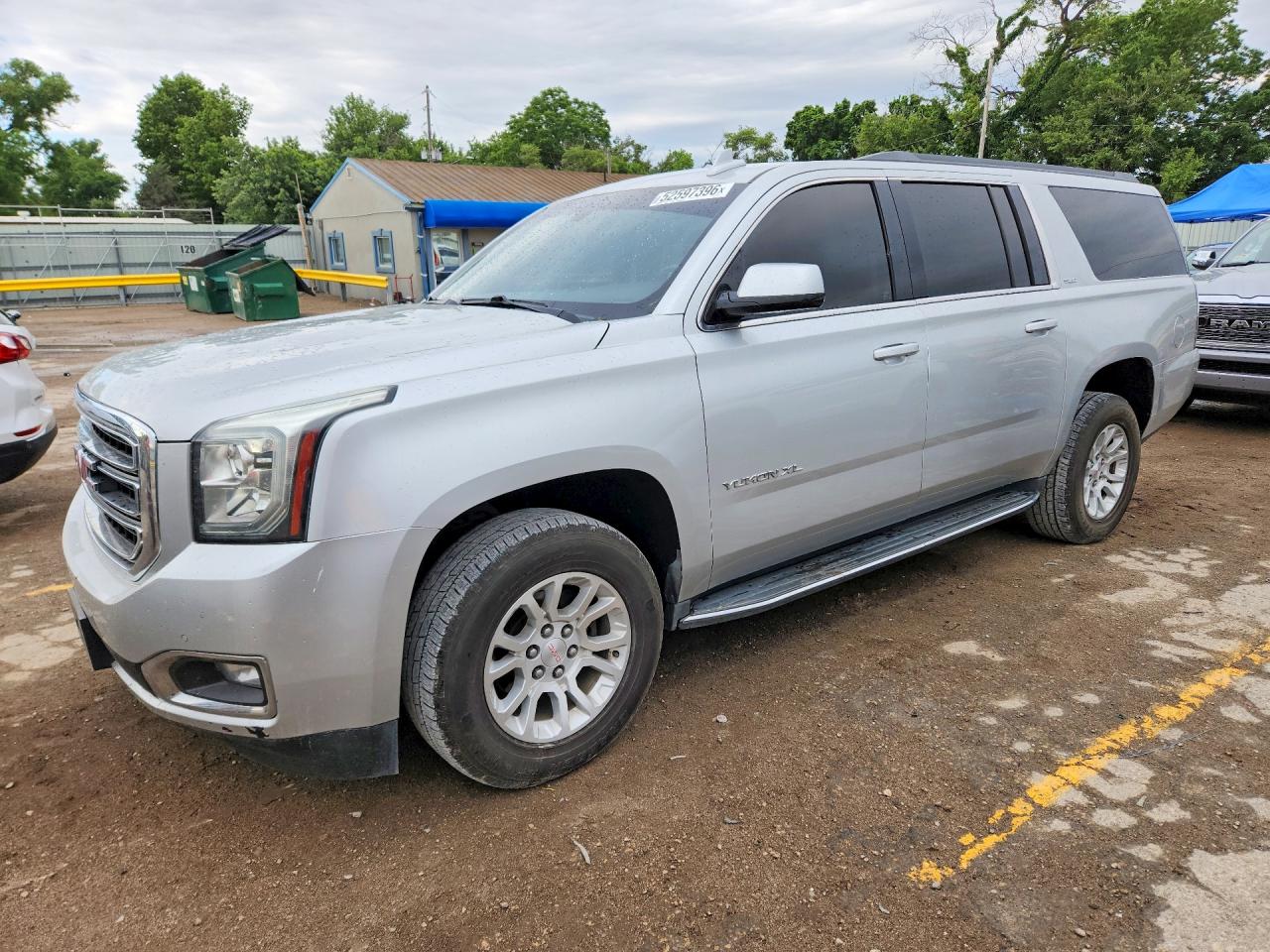 2016 GMC Yukon XL SLE, VIN 1GKS2FKC3GR332165 — Hail