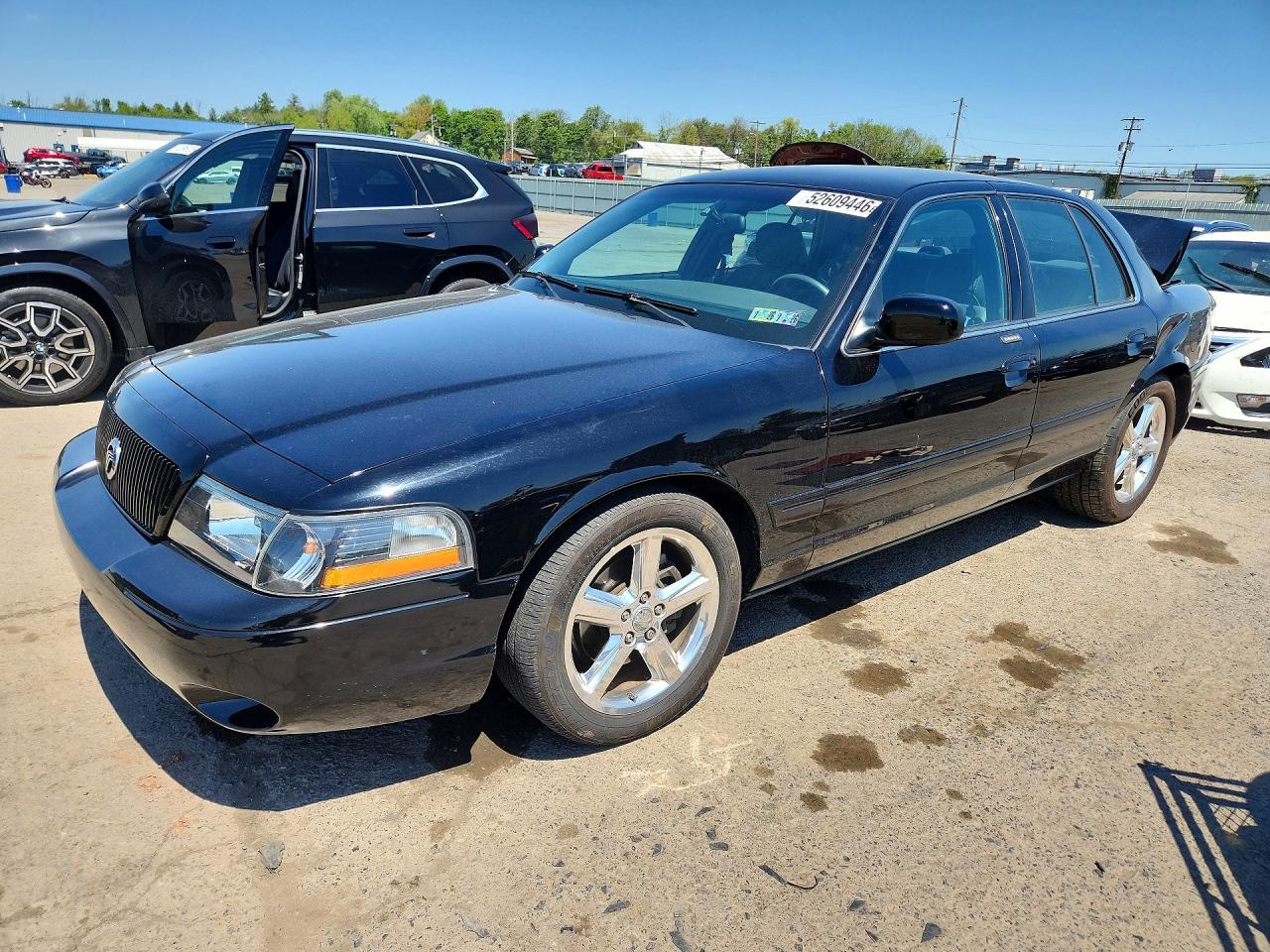 2003 Mercury Marauder, VIN 2MEHM75V63X615371 — Rear end