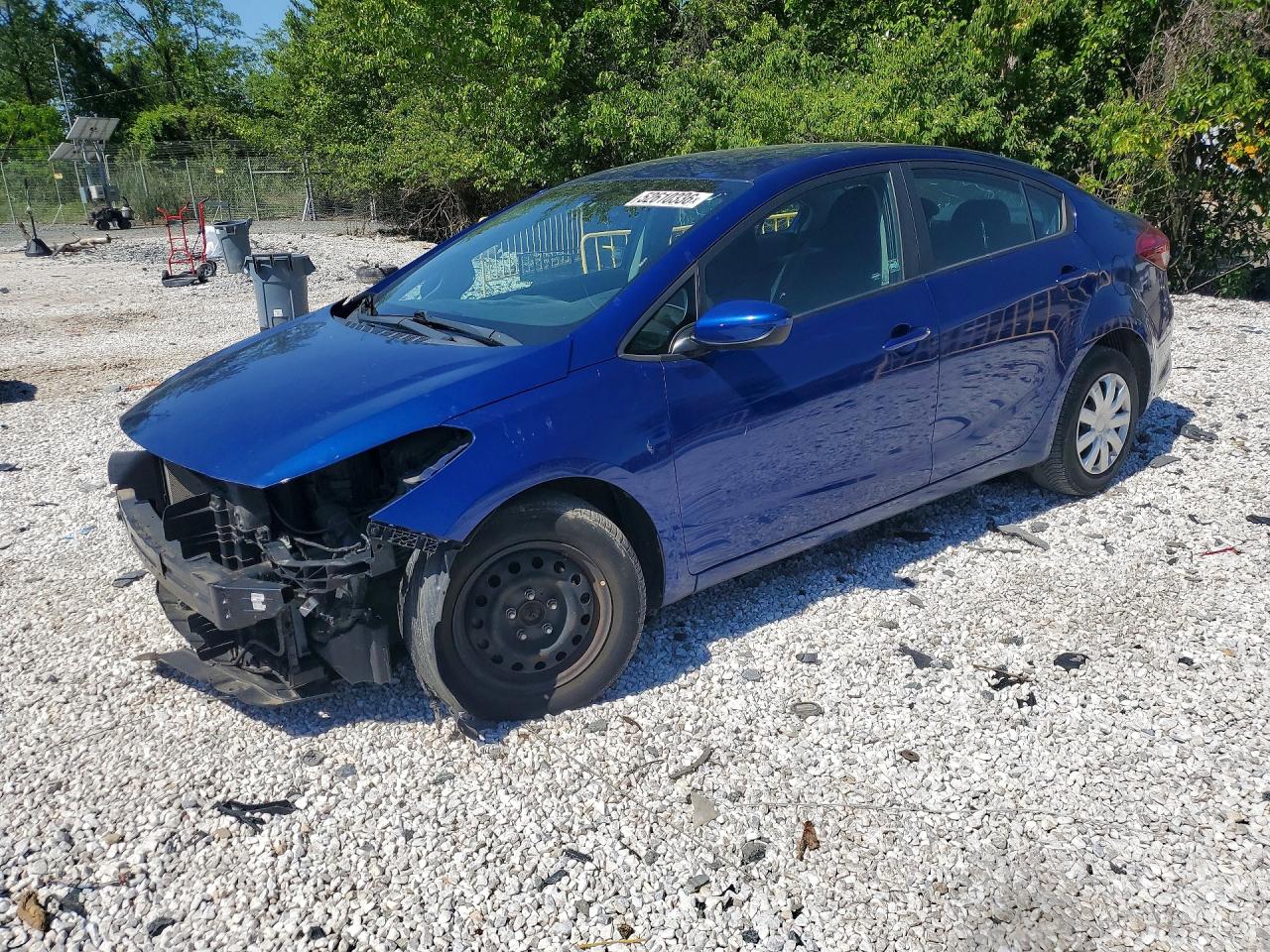 2017 Kia Forte LX, VIN 3KPFK4A70HE160289 — Front end