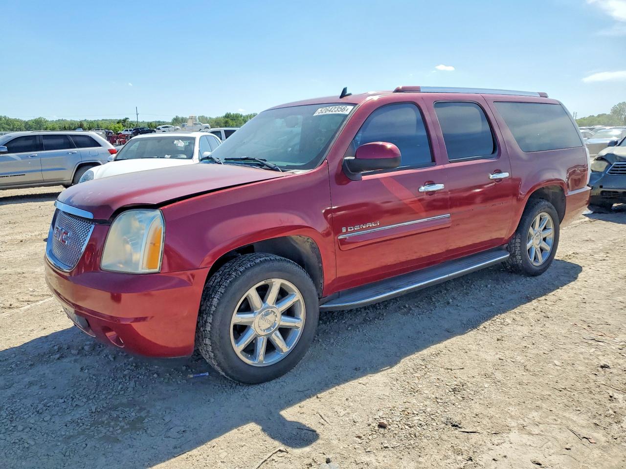 2007 GMC Yukon XL, VIN 1GKFK66827J211150 — Hail