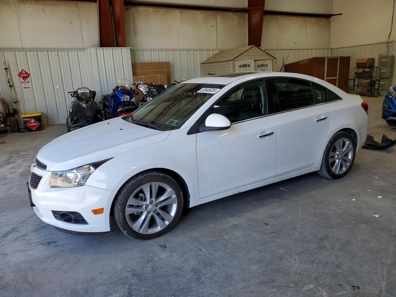 2011 Chevrolet Cruze LTZ, VIN 1G1PH5S99B7271092 — Front end