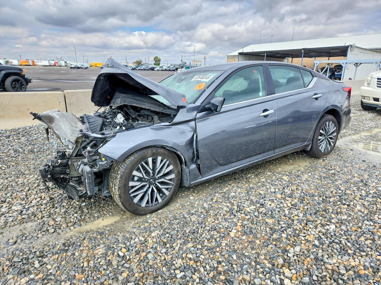2024 Nissan Altima SV, VIN 1N4BL4DV8RN356344 — Front end