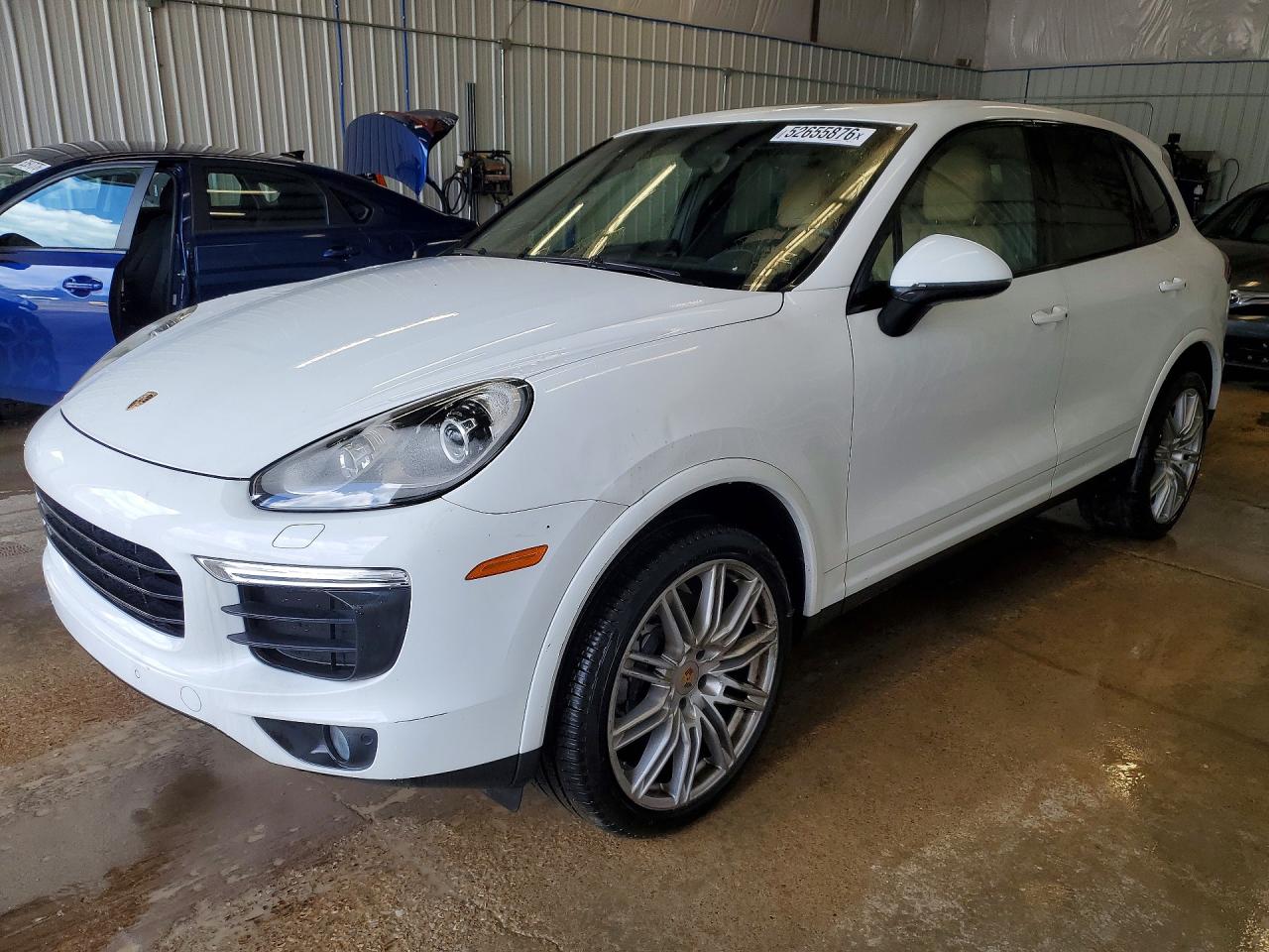 2018 Porsche Cayenne, VIN WP1AA2A22JKA07176 — Side