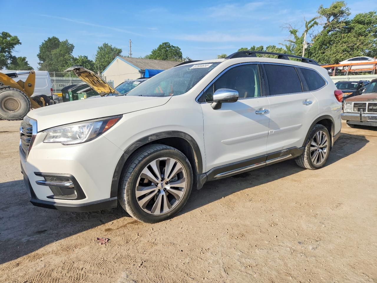 2019 Subaru Ascent Touring, VIN 4S4WMARD2K3438932 — Hail