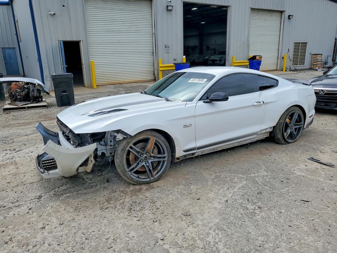2017 Ford Mustang GT, VIN 1FA6P8CF3H5330921 — Front end