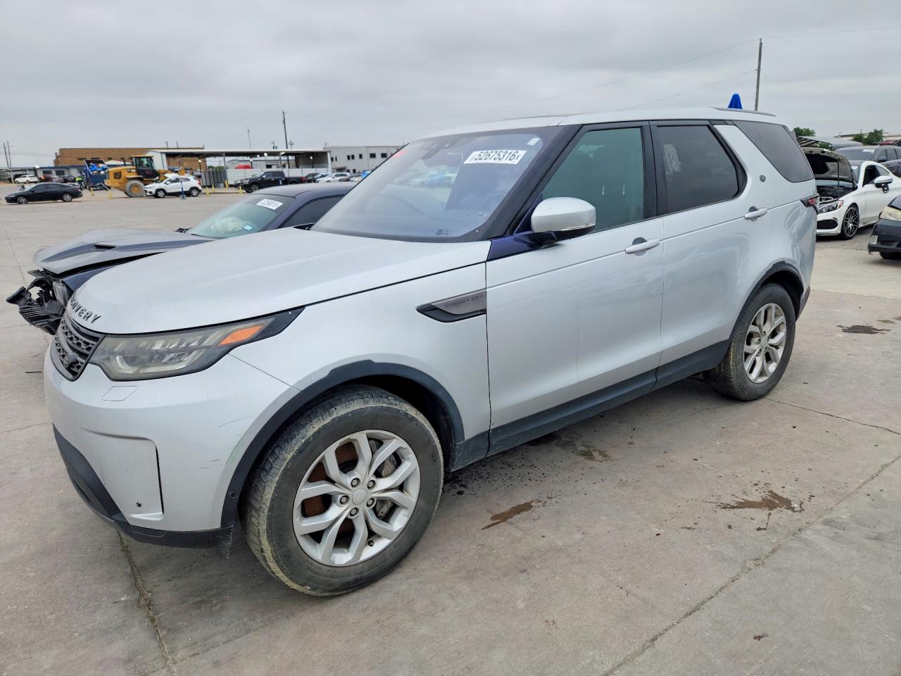 2019 Land Rover Discovery SE, VIN SALRG2RV6K2400593 — Normal wear