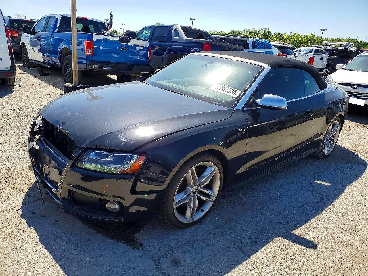 2011 Audi S5 Prestige, VIN WAUVGAFH2BN011847 — Перед