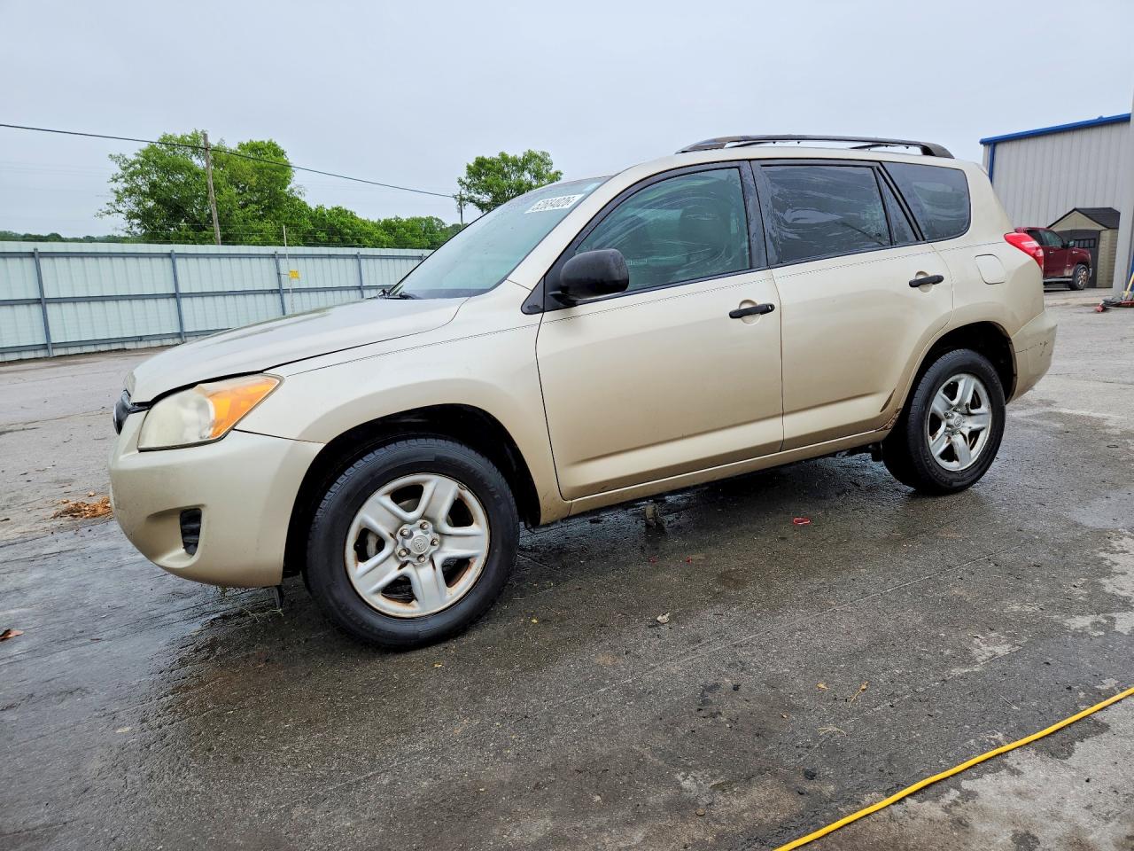 2009 Toyota RAV4, VIN JTMZF33V295008227 — Front end