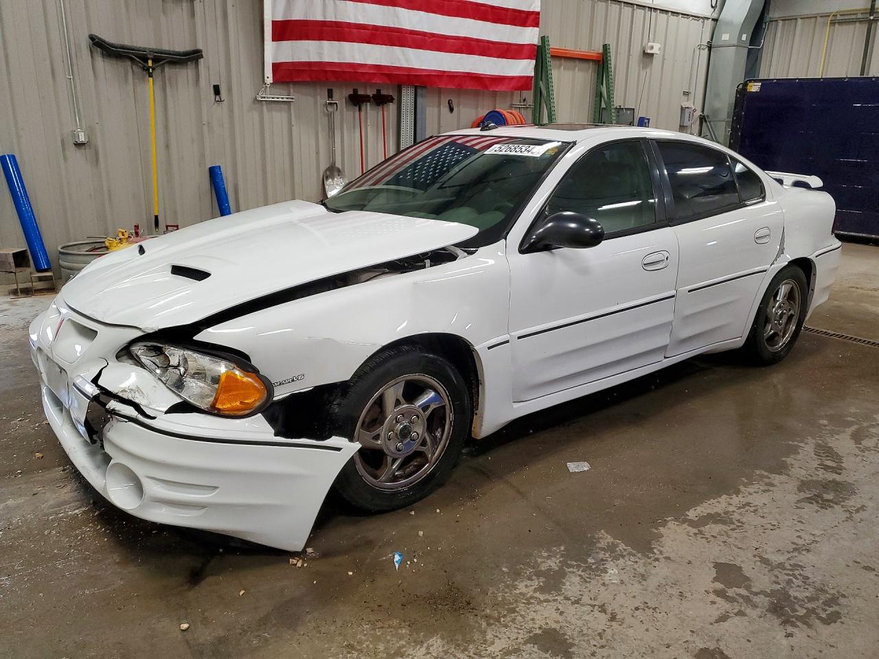 2003 Pontiac Grand Am GT1, VIN 1G2NV52E23C211768 — Front end