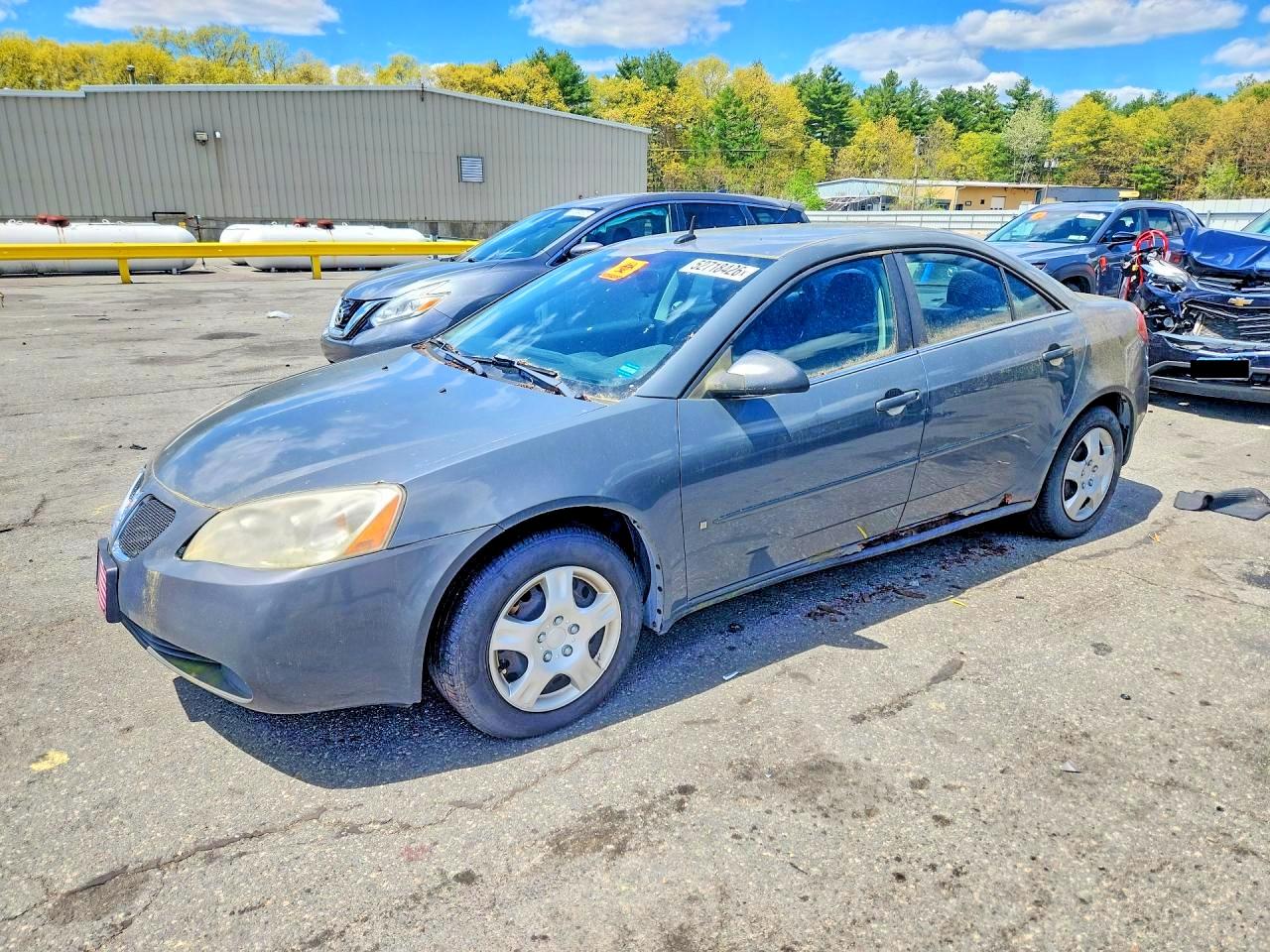 2008 Pontiac G6 1SV Value Leader, VIN 1G2ZF57B184216488 — Front end