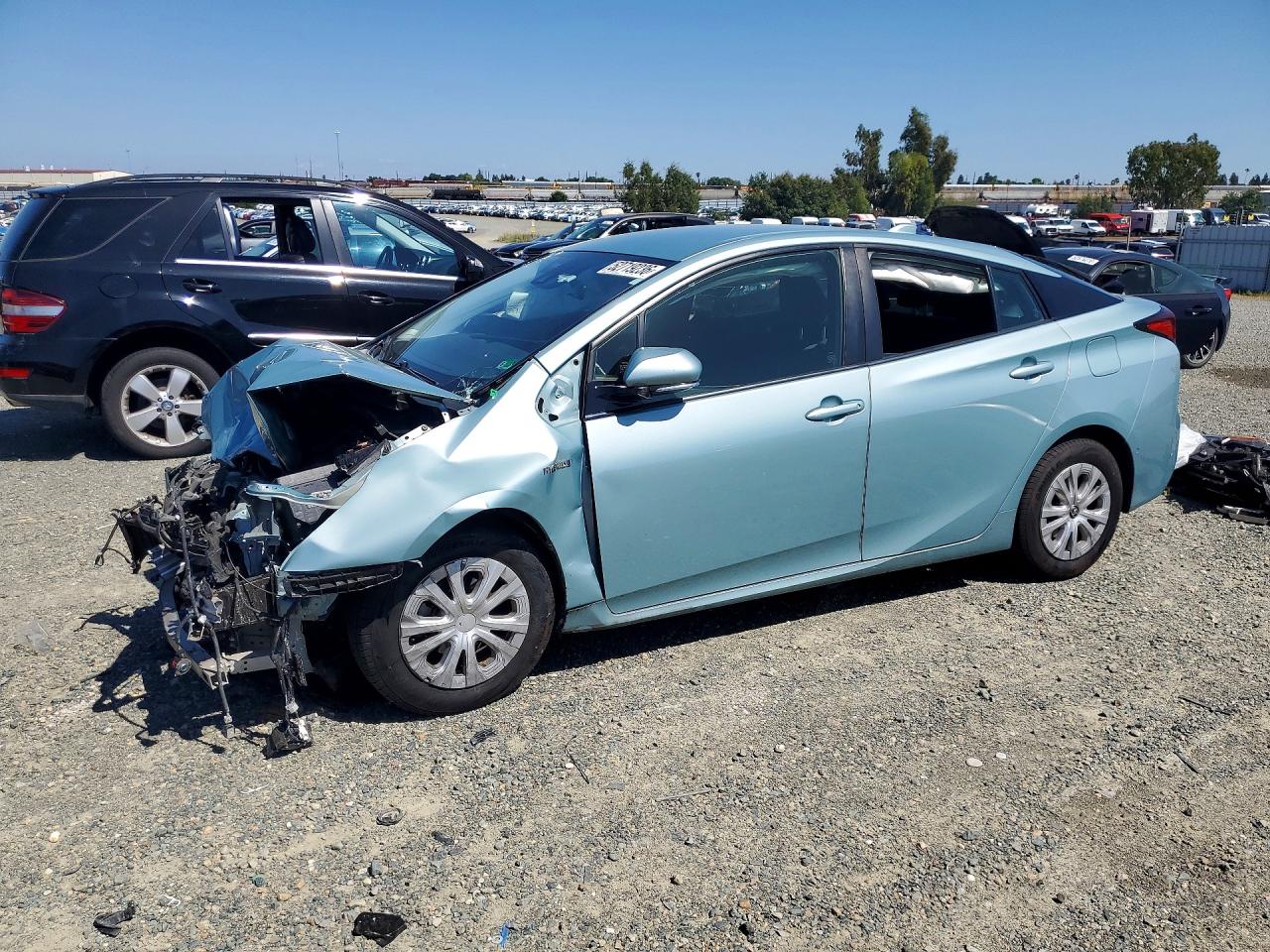 2020 Toyota Prius LE, VIN JTDKARFU8L3119891 — Front end