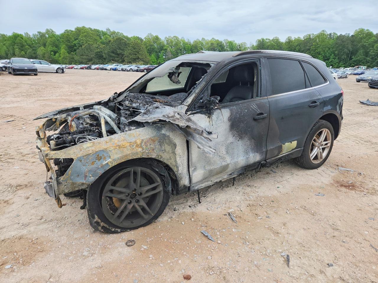2013 Audi Q5 Premium Plus, VIN WA1LFAFP7DA008483 — Engine fire